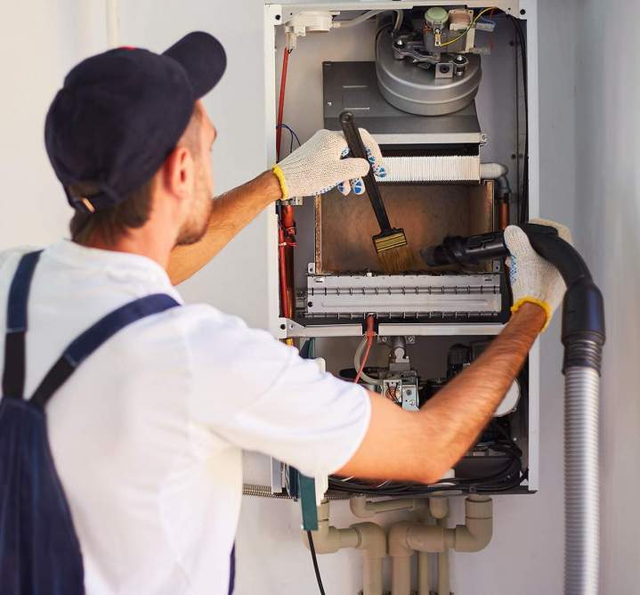 Entretien et dépannage de chaudières gaz et fioul.